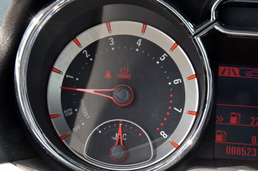  Opel Adam 2013 года  (фото 81 из 107)